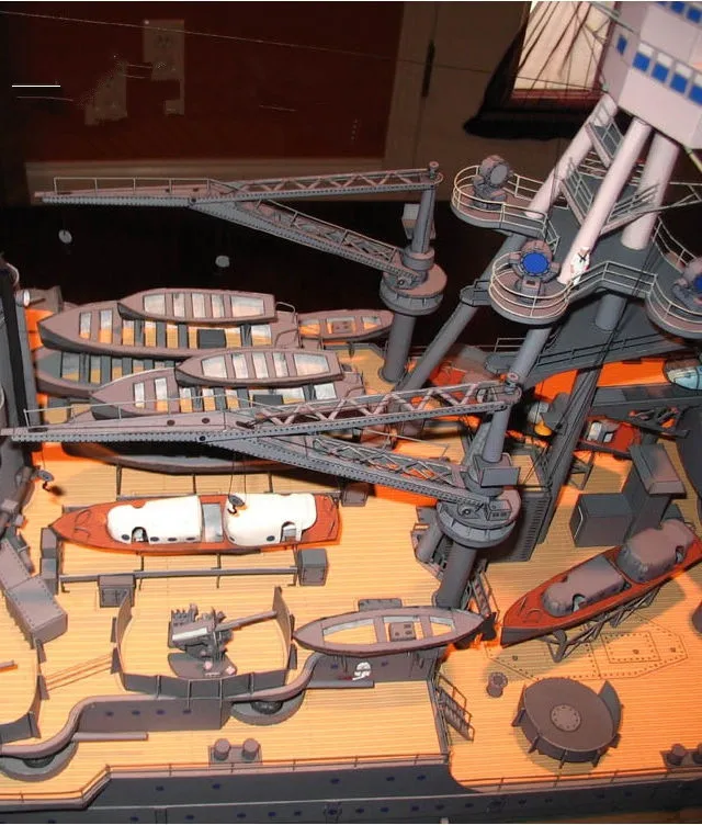 1:250 USS Arizona BB-39 Battle - đánh giá và giá Model Kit Uss Arizona