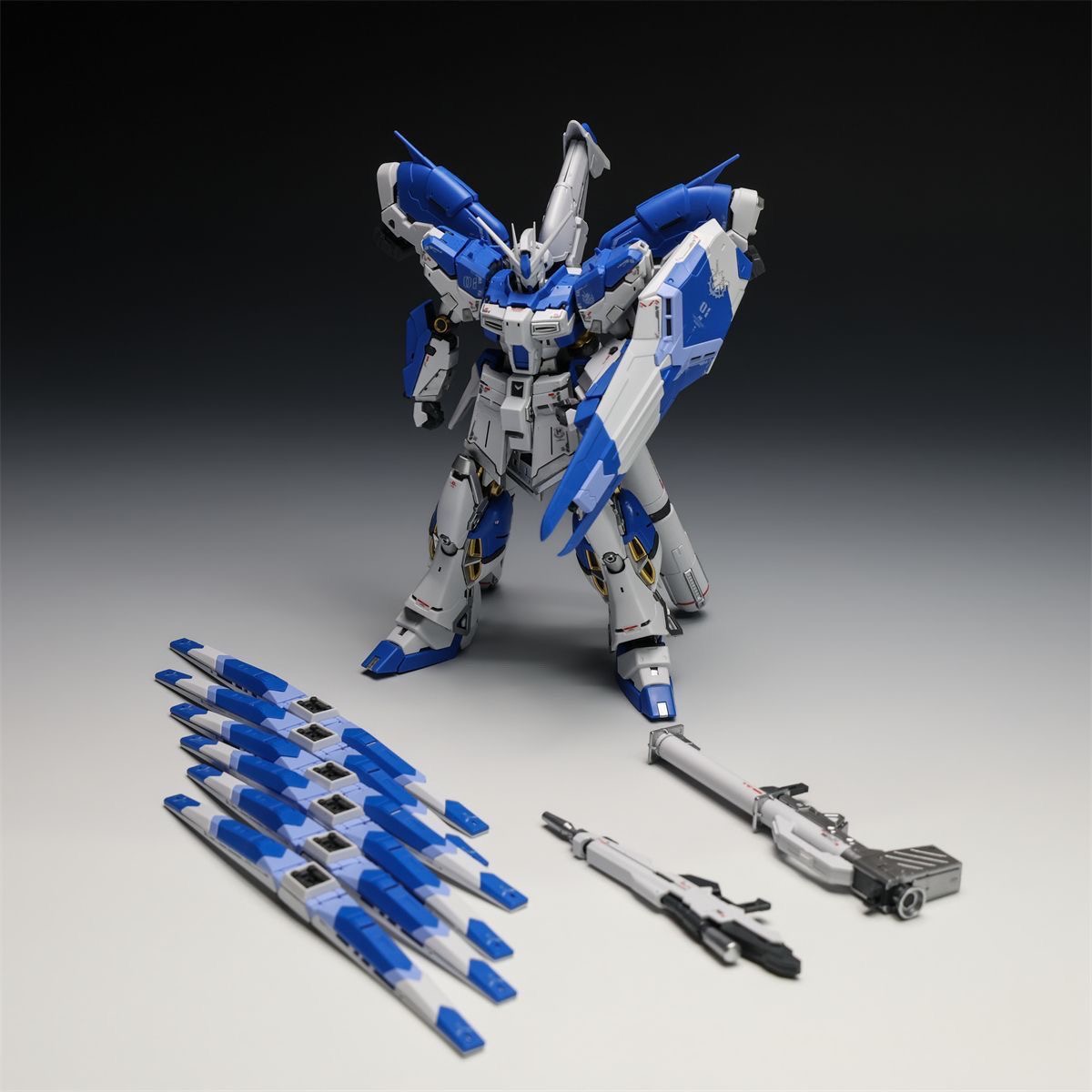 1/144 Hi‑v Gundam Assembly Mod - đánh giá và giá Model Kit Robot