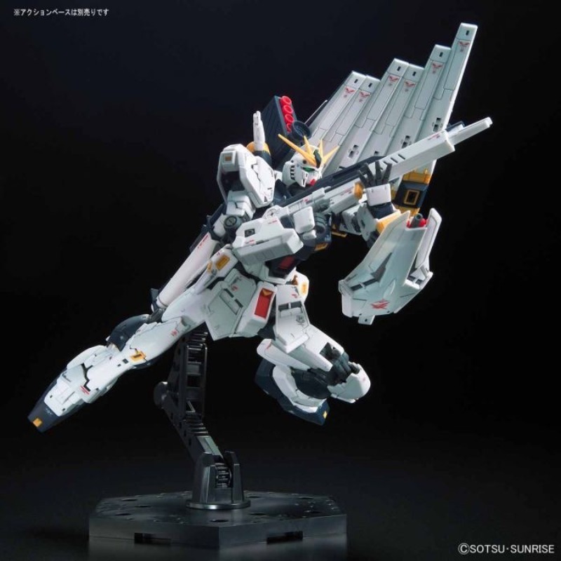 In Stock Bandai RG 1/144 RX-93 - đánh giá và giá Model Kit Pg