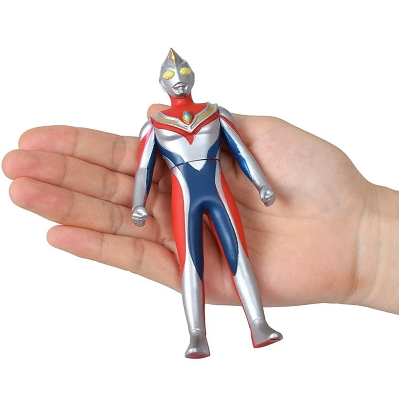BANDAI Ultraman Tiga Seven Zof - đánh giá và giá Model Kit Ultraman
