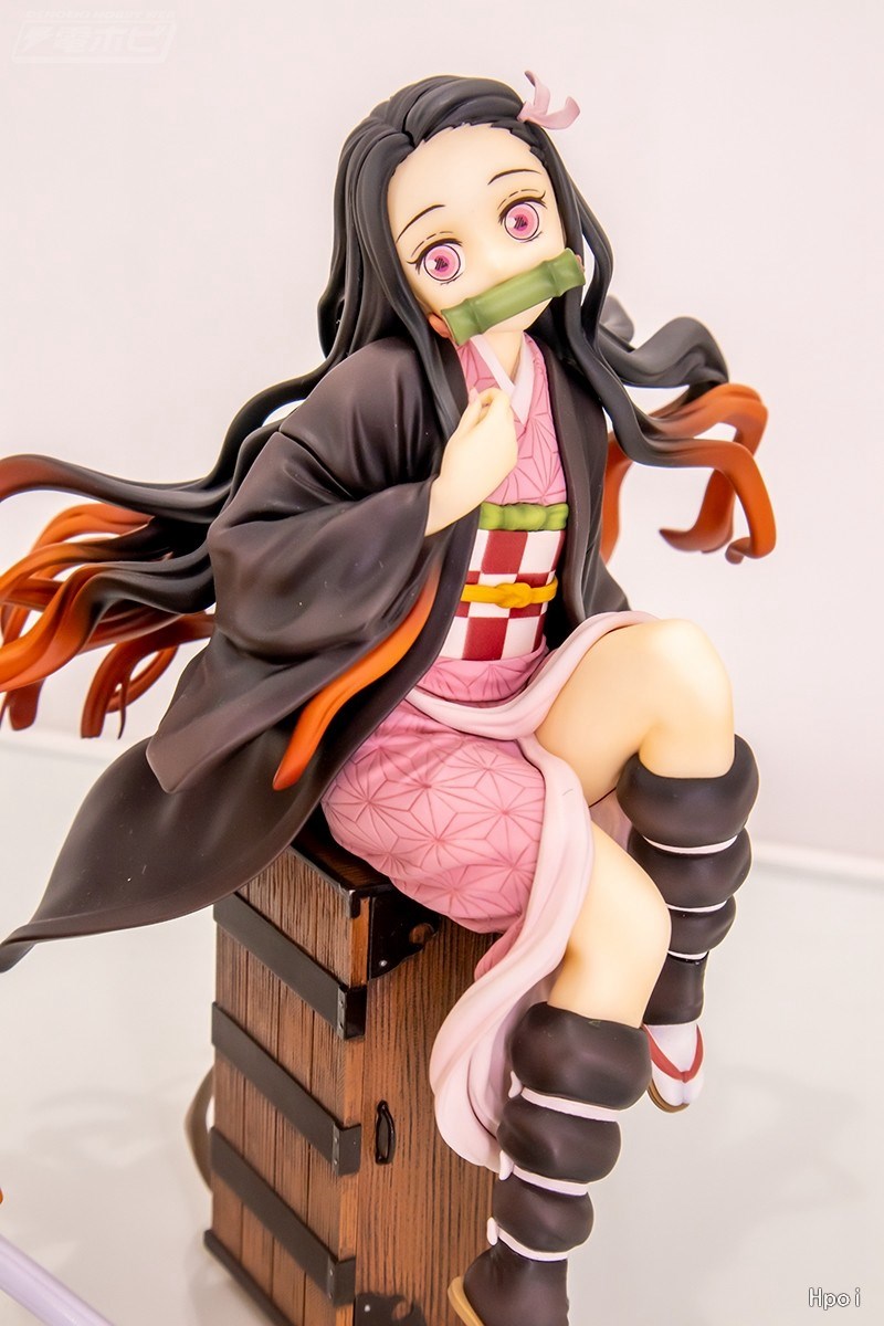 15CM Demon Slayer Kamado Nezuk - đánh giá và giá Model Kit Zenitsu